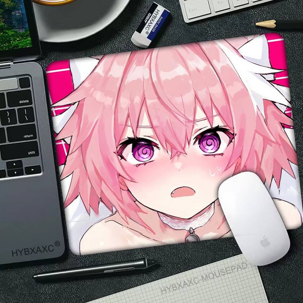 Cute Pink Hair Anime Character - Tradescantia Purple recensione e prezzo